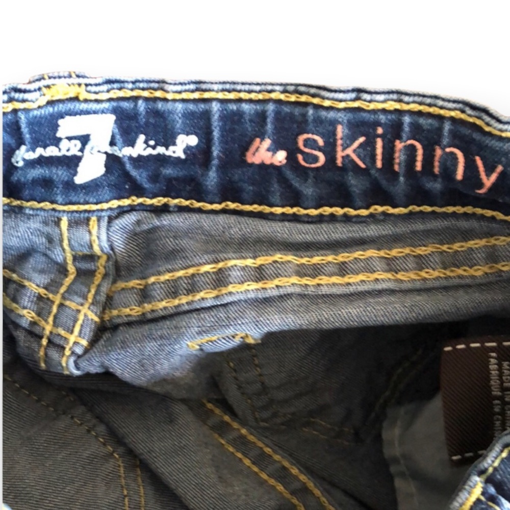 7 for All Mankind • The Skinny Girls Jeans - 4 - Picture 4 of 11